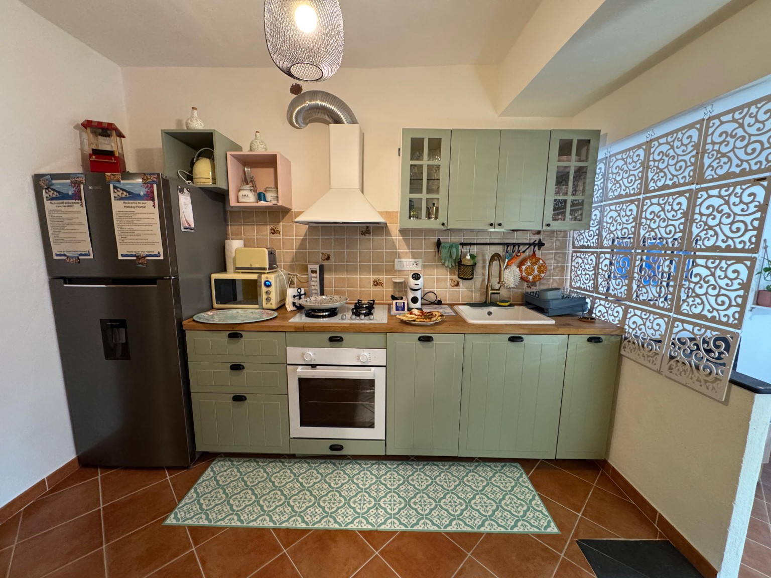 Cucina completamente attrezzata di La Collina sul Mare